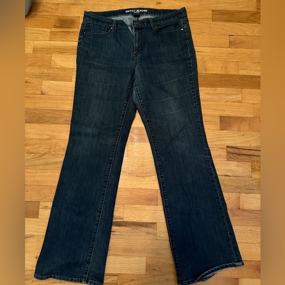 DKNY Jeans Soho Boot Women’s size 10  Dark Wash Denim Mid Rise Bootcut - Picture 1 of 4